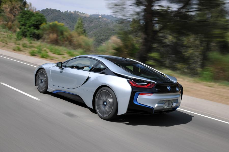  BMW i8 2014 года  (фото 73 из 180)